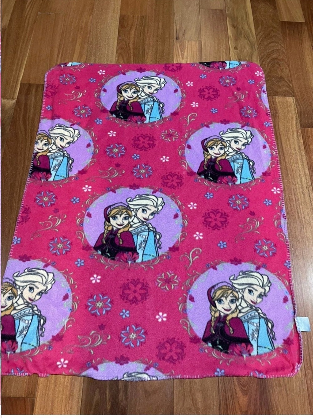 Disney Pink Purple Frozen Anna & Elsa Throw Blanket